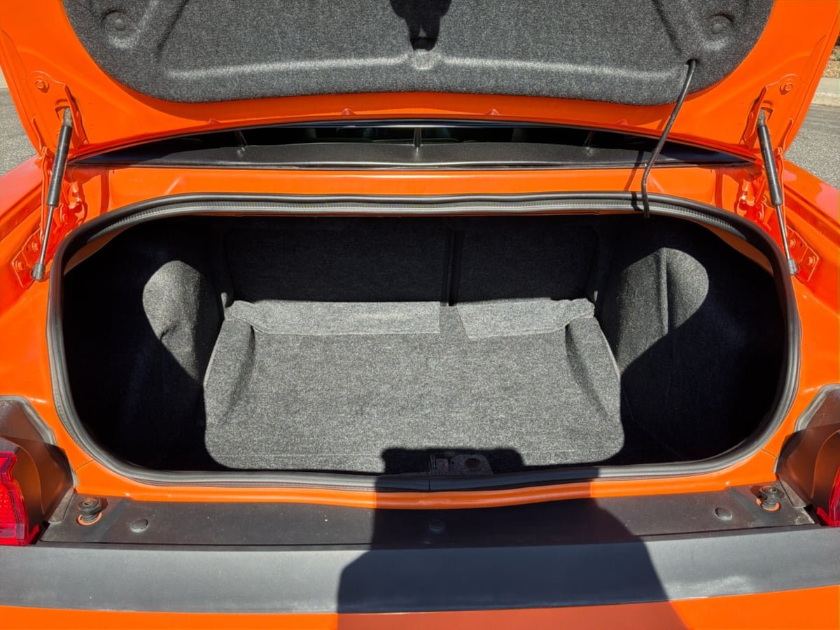 Used 2014 Dodge Challenger R/T RWD image 22