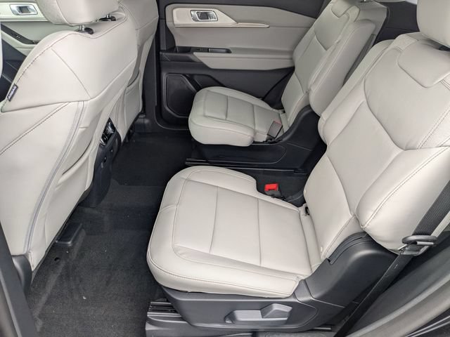 New 2026 Ford Explorer Active w/ Active Comfort Package AWD/4WD image 19