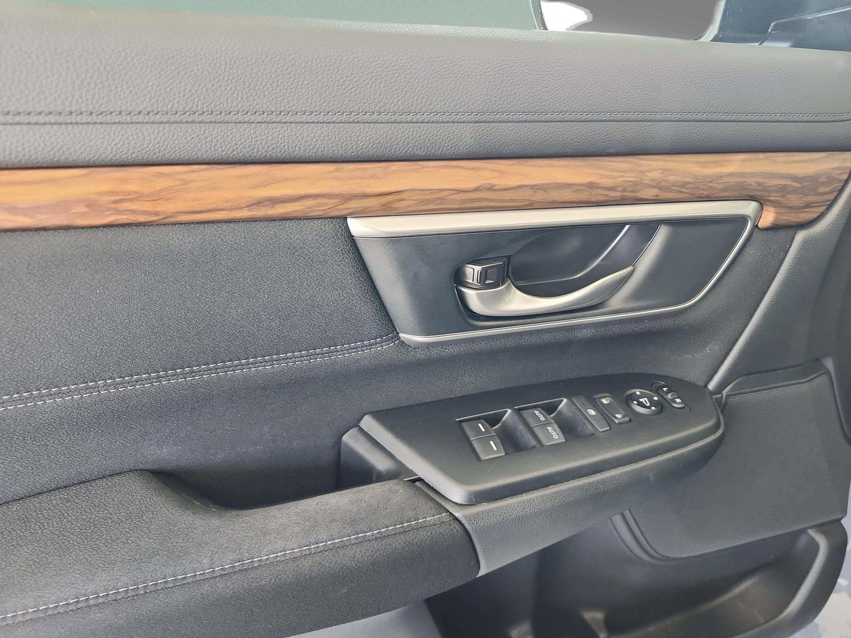 Certified 2021 Honda CR-V EX image 16