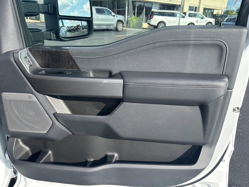 New 2026 Ford F250 Lariat image 18