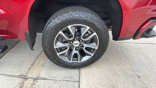 Used 2023 Chevrolet Silverado 1500 RST AWD/4WD image 29