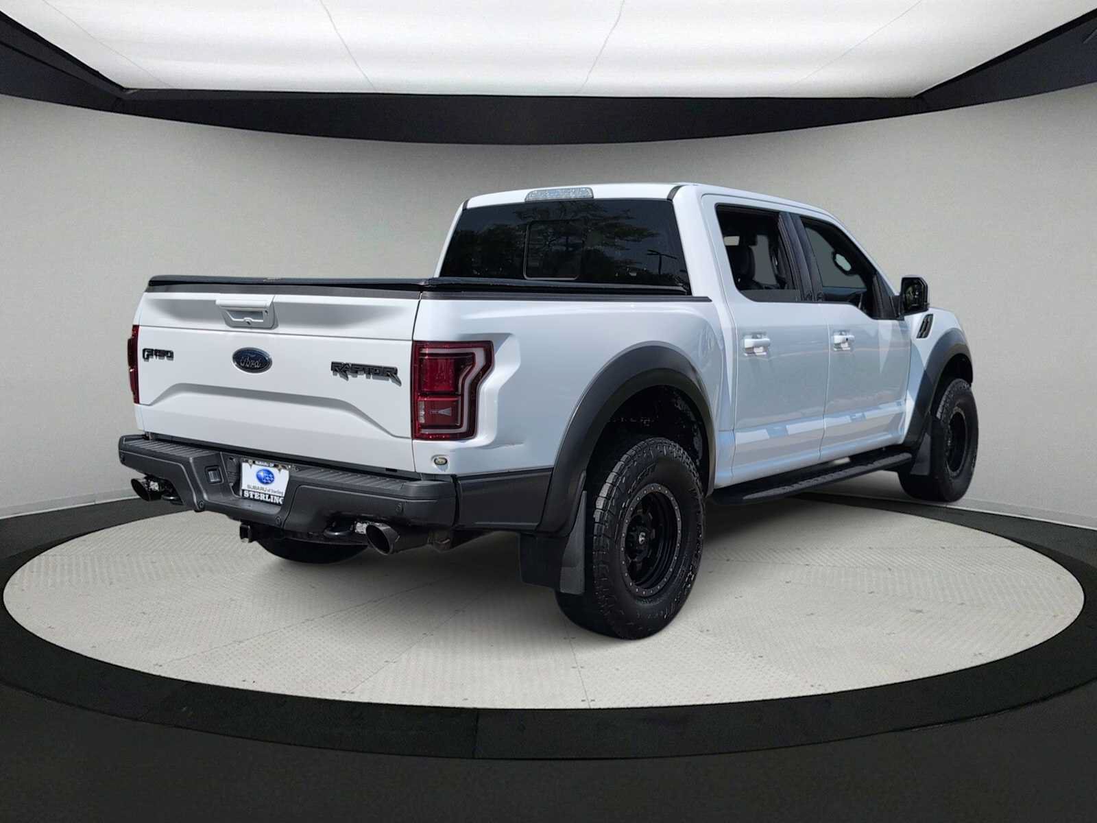 Used 2017 Ford F150 Raptor w/ Equipment Group 802A Luxury AWD/4WD image 8