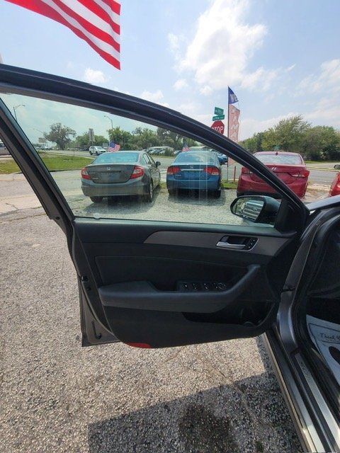 Used 2019 Hyundai Sonata Limited image 11