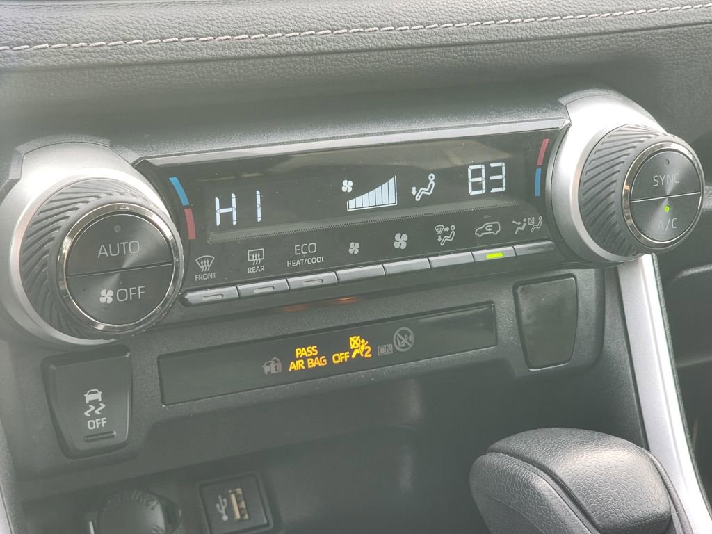 Used 2023 Toyota RAV4 LE image 22