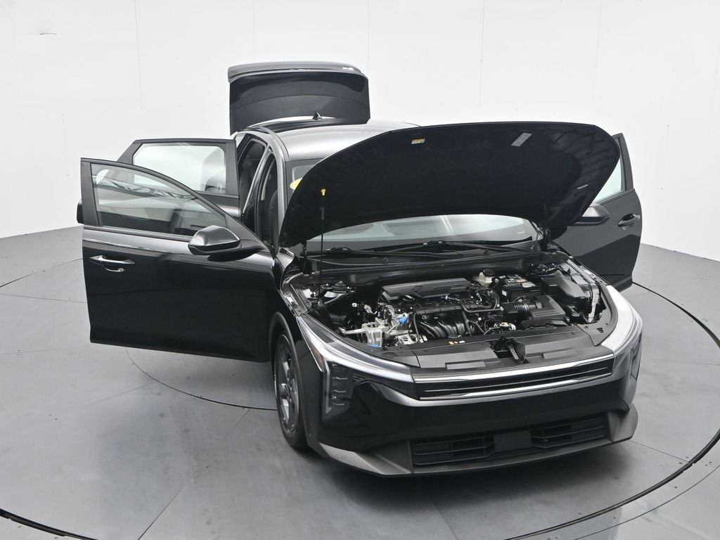 Used 2025 Kia K4 FWD image 39