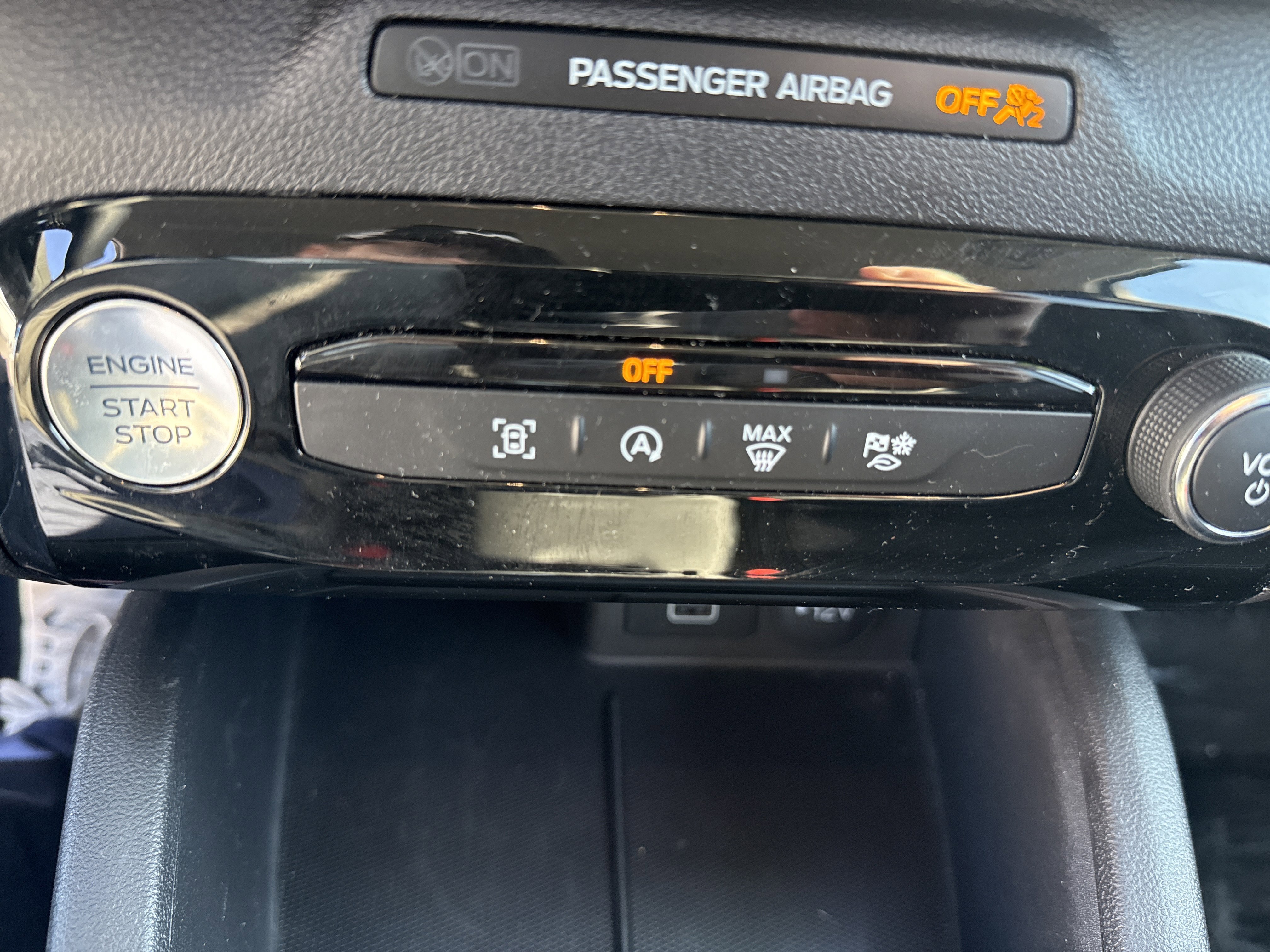 Used 2024 Ford Escape Active w/ Tech Pack #1 image 28