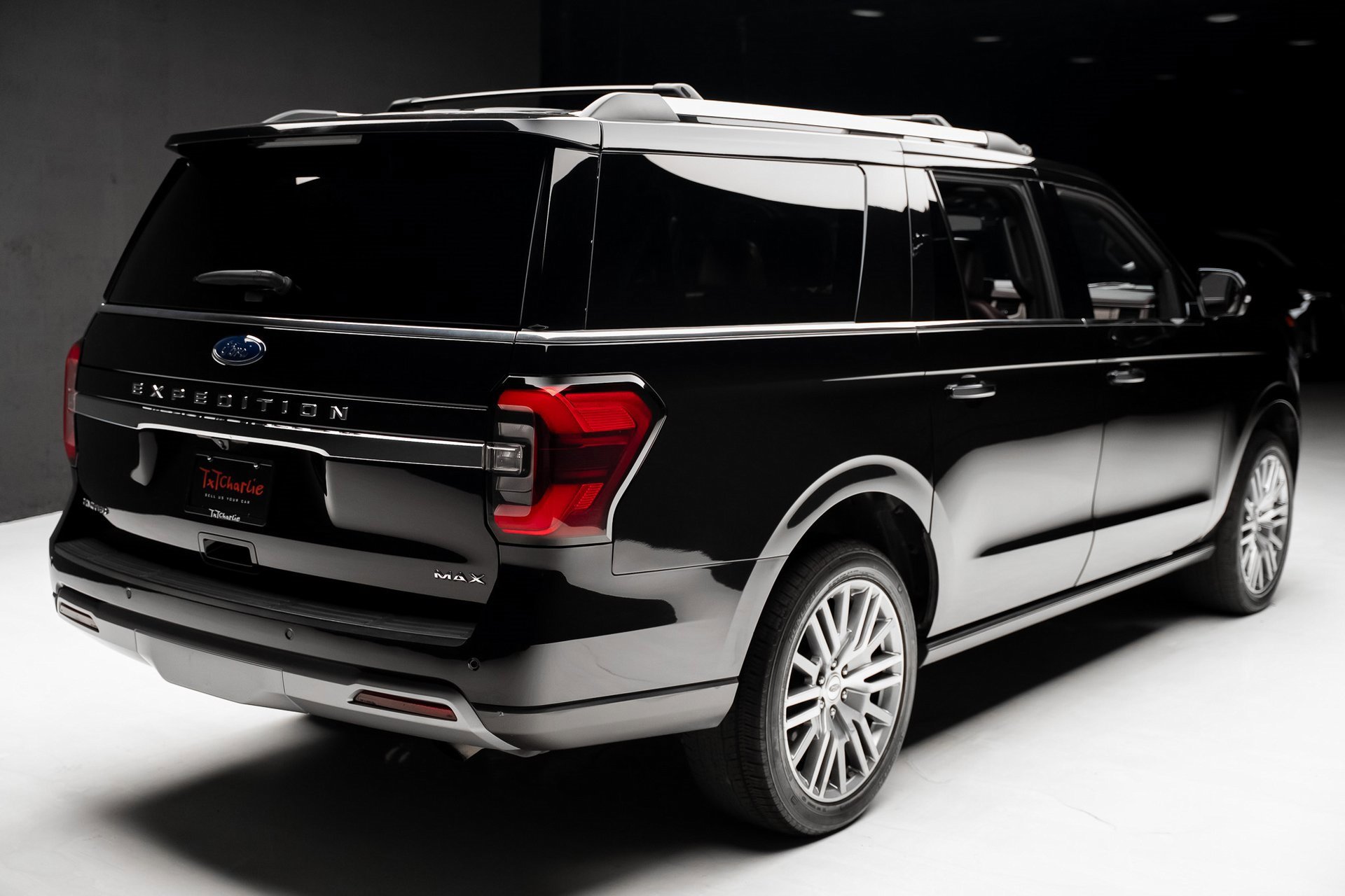 Used 2024 Ford Expedition Max Limited image 31