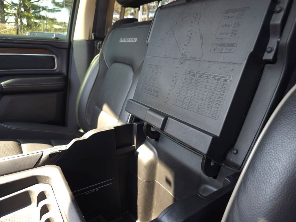 Used 2021 RAM 1500 Laramie AWD/4WD image 19