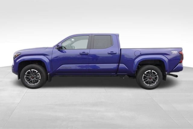 Used 2025 Toyota Tacoma TRD Sport image 8