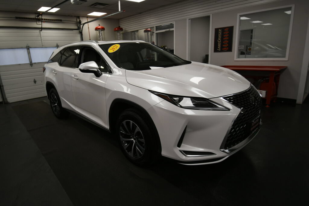 Used 2021 Lexus RX 350L Premium w/ Premium Package AWD/4WD image 2