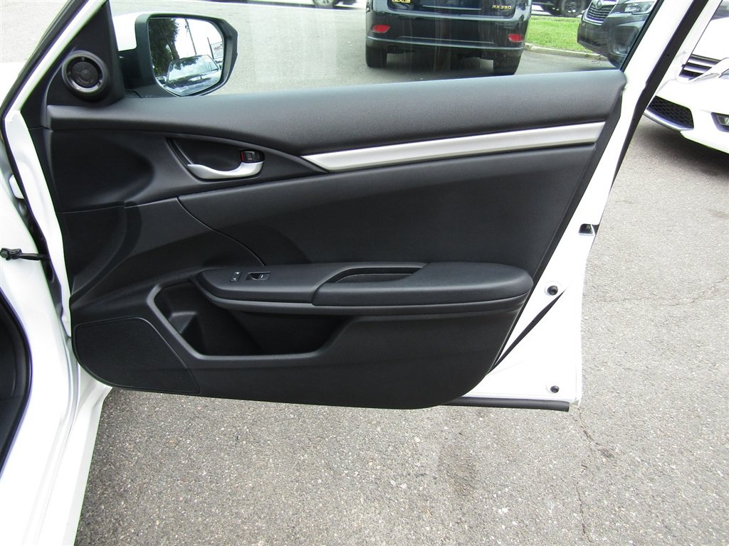 Used 2019 Honda Civic Sport image 18