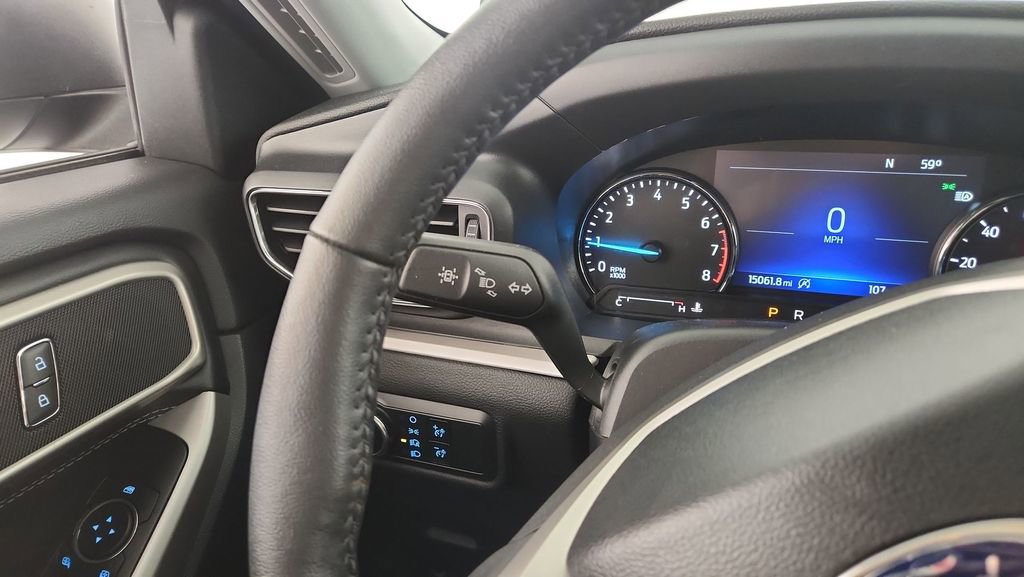 Used 2024 Ford Explorer XLT w/ Equipment Group 202A AWD/4WD image 19