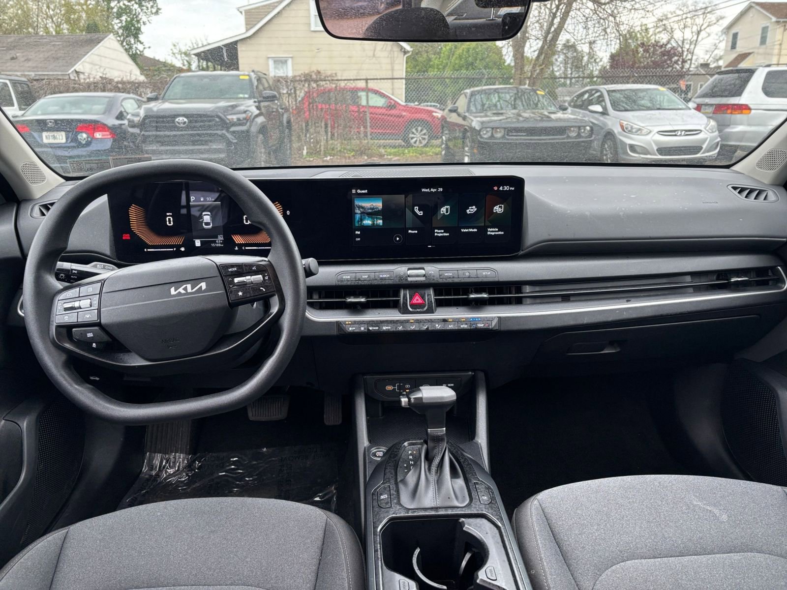 Used 2025 Kia K4 FWD image 28