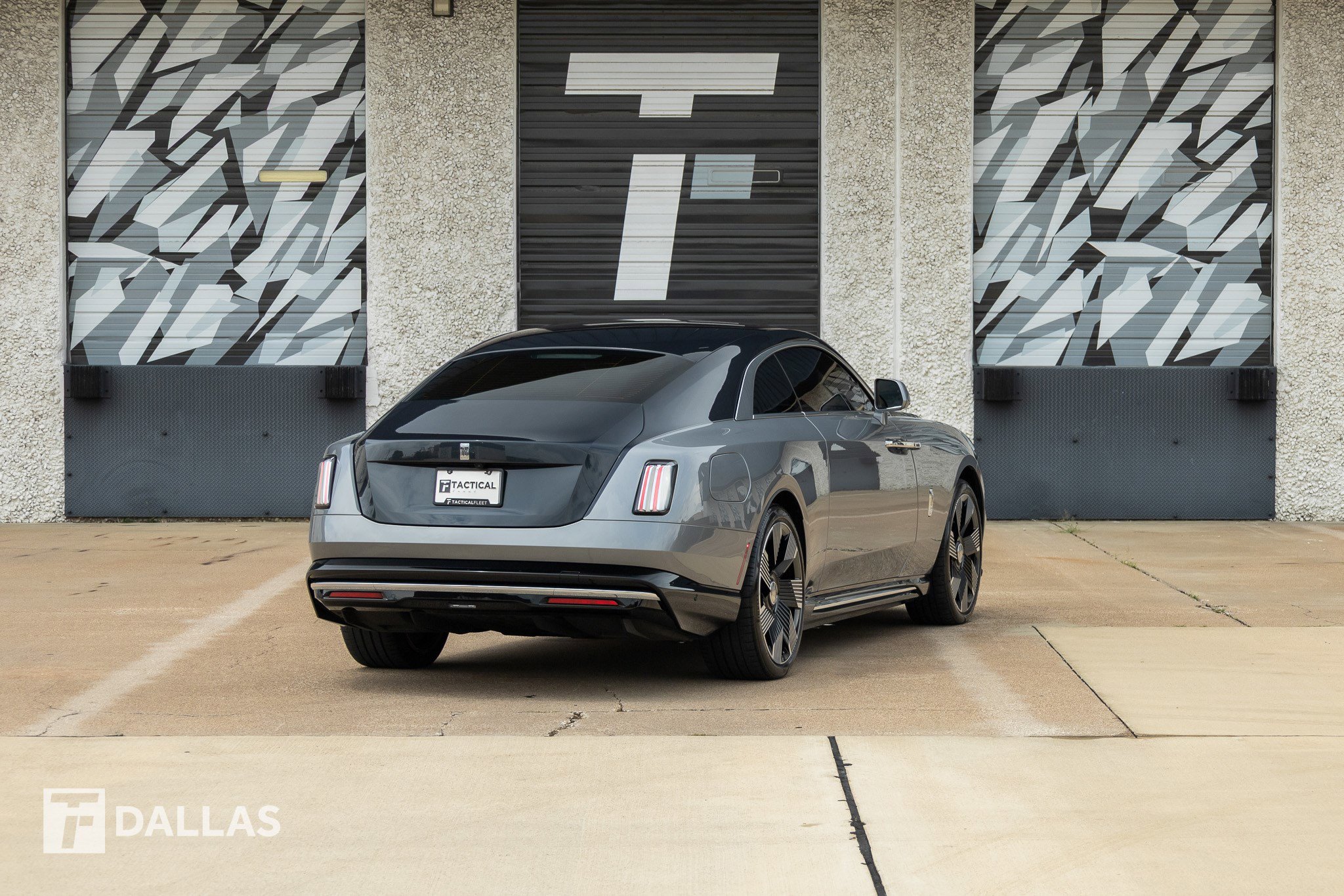 Used 2024 Rolls-Royce Spectre w/ Spectre Launch Package AWD/4WD image 15