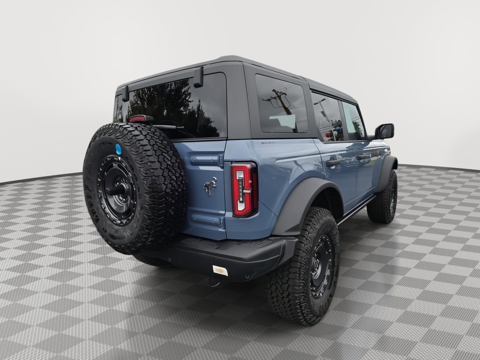 New 2025 Ford Bronco Badlands image 3