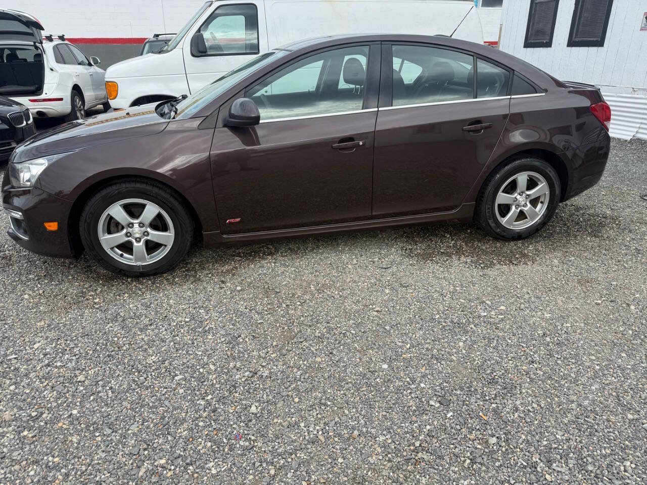 Used 2015 Chevrolet Cruze LT w/ RS Package FWD image 3