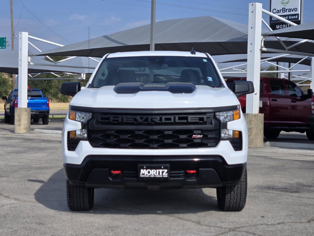 Used 2024 Chevrolet Silverado 1500 Custom Trail Boss AWD/4WD image 2