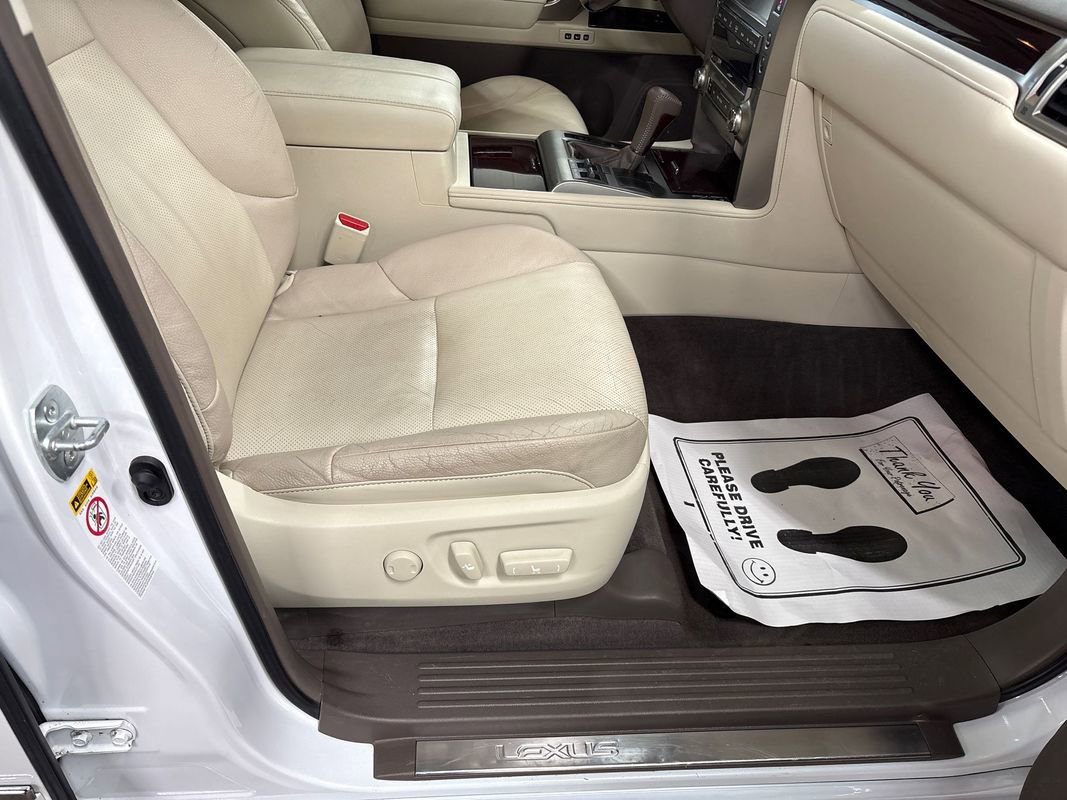 Used 2018 Lexus GX 460 image 44