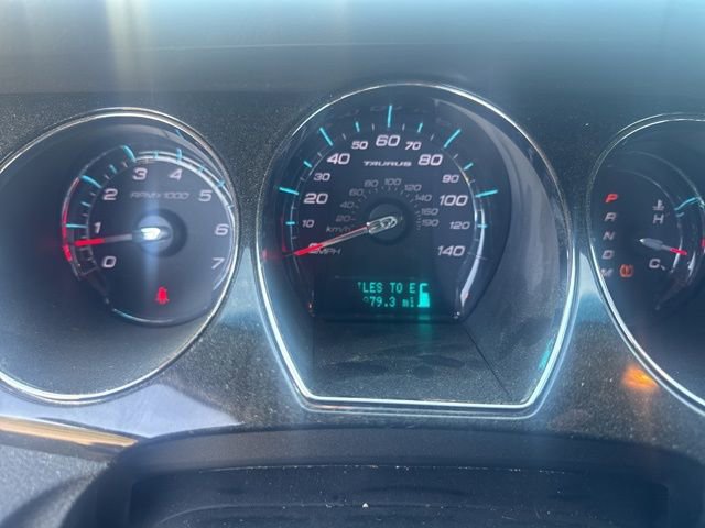 Used 2011 Ford Taurus Limited w/ 301A Rapid Spec Order Code image 8