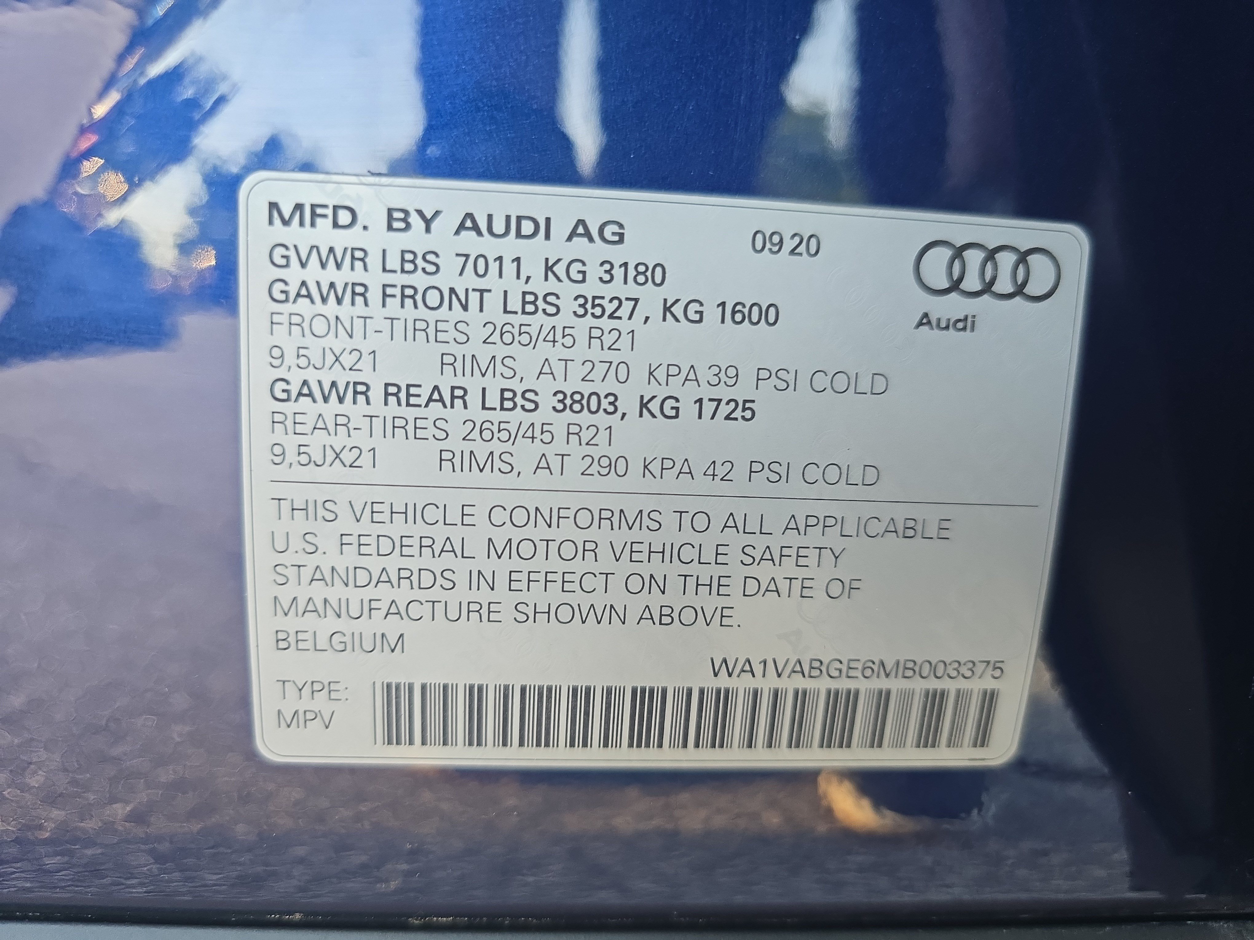 Used 2021 Audi e-tron Prestige w/ Prestige Package AWD/4WD image 34