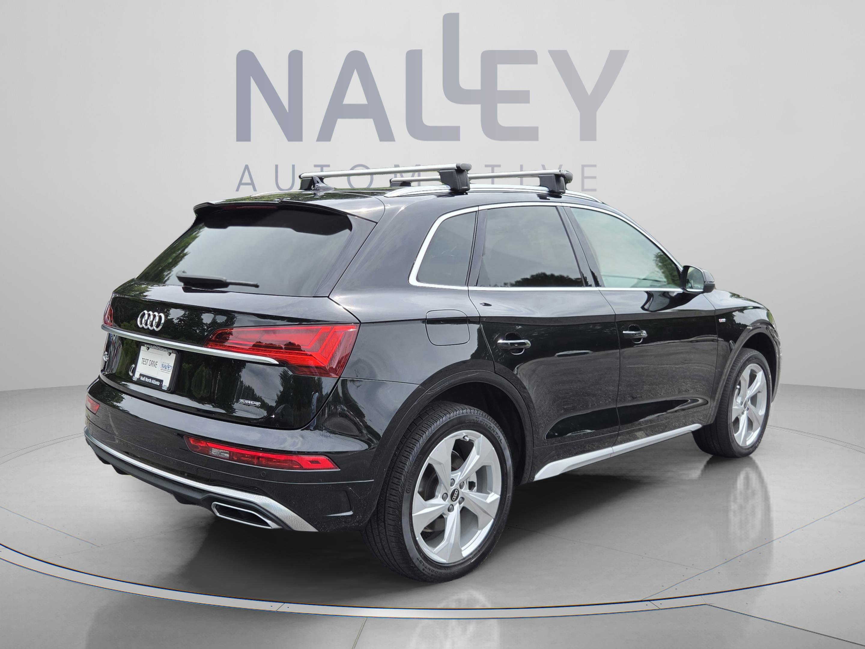 Used 2023 Audi Q5 2.0T Premium Plus w/ Premium Plus Package AWD/4WD image 5