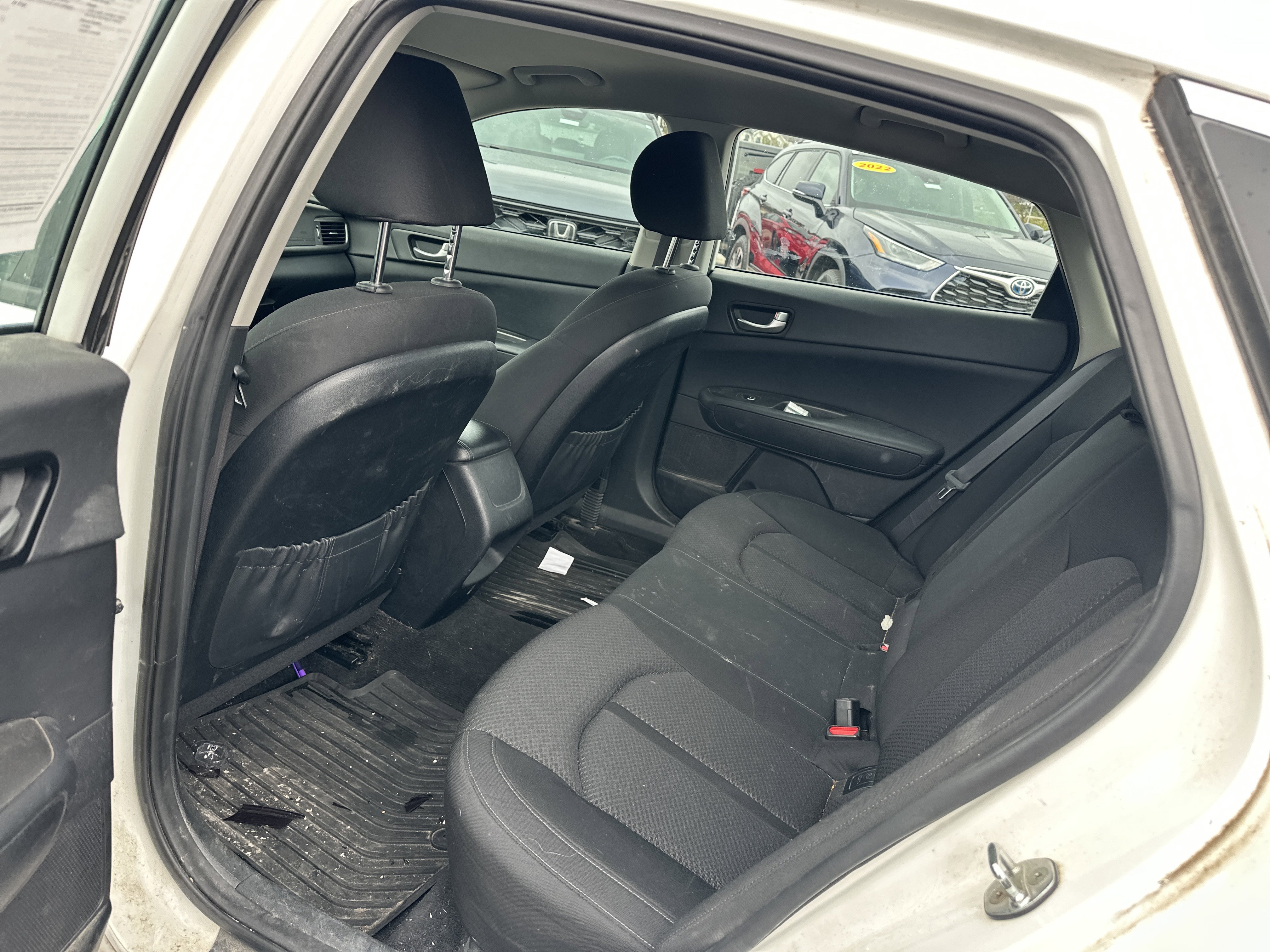 Used 2018 Kia Optima LX image 10