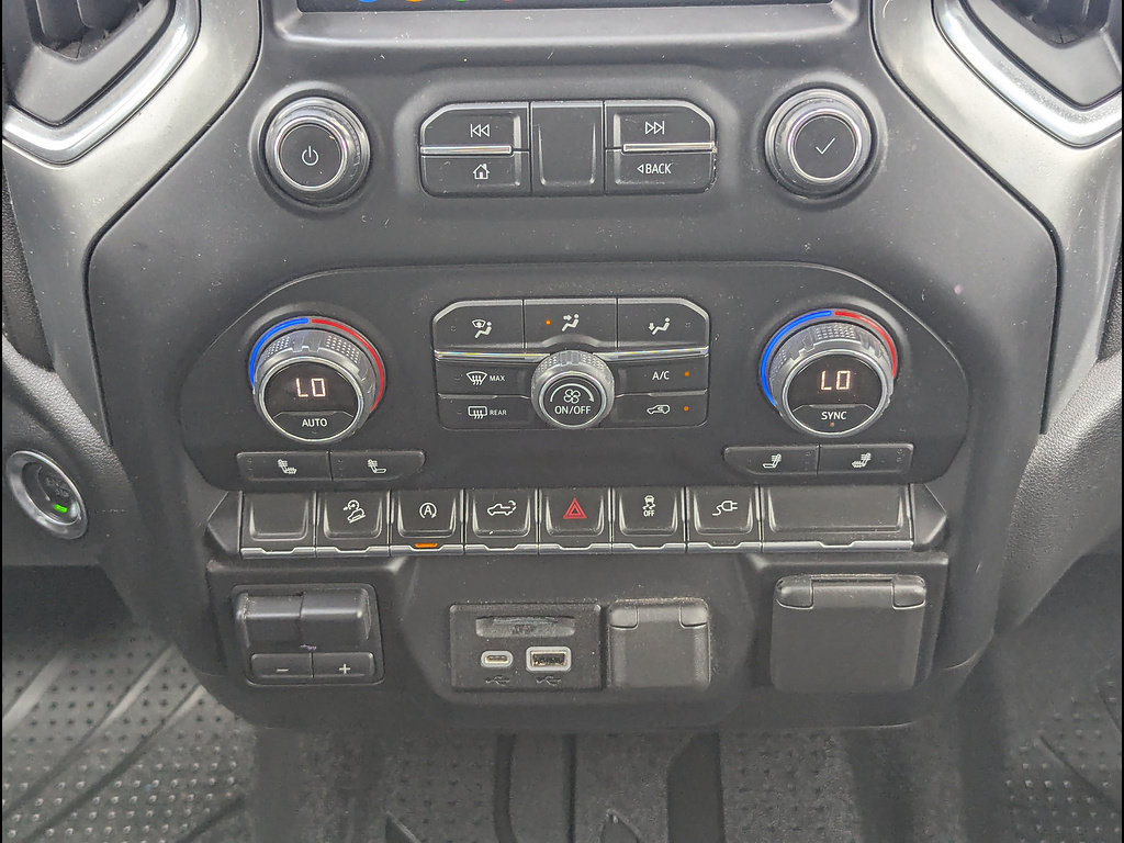 Used 2019 Chevrolet Silverado 1500 LT w/ All-Star Edition AWD/4WD image 32