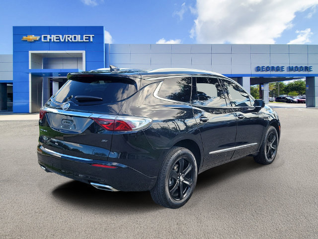Certified 2024 Buick Enclave Essence w/ Experience Buick Package AWD/4WD image 4