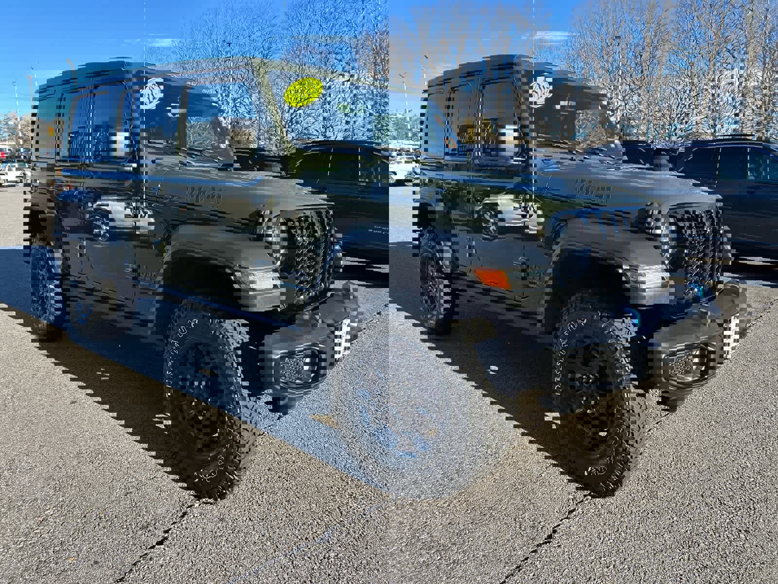 Used 2023 Jeep Wrangler Unlimited w/ Sun & Screen Package image 3