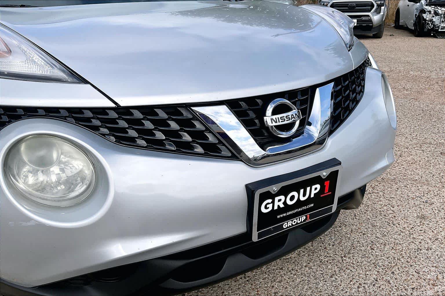 Used 2017 Nissan Juke S FWD image 30