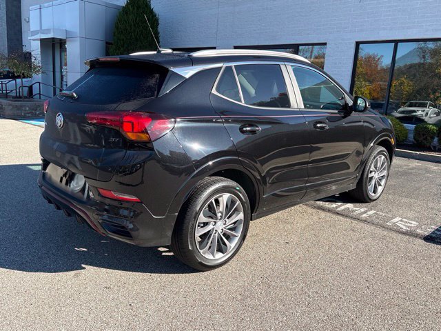 Used 2023 Buick Encore GX Select w/ Sport Touring Package AWD/4WD image 5
