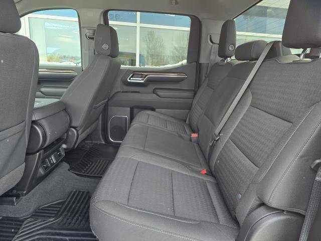 Used 2023 Chevrolet Silverado 1500 LT Trail Boss w/ LPO, Dark Essentials Package AWD/4WD image 18