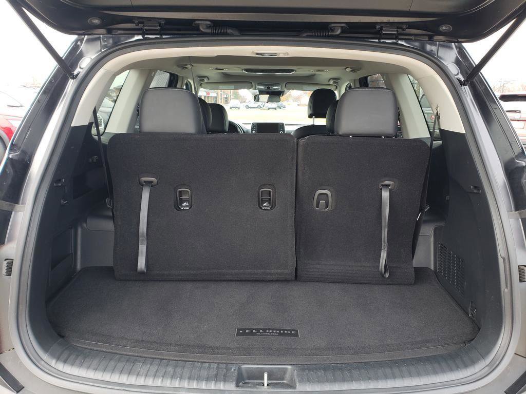 Used 2021 Kia Telluride S image 9