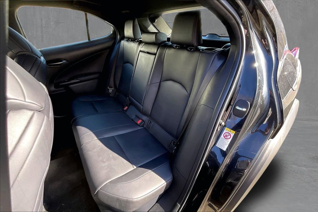 Used 2019 Lexus UX 250h F Sport w/ F Sport Premium Package image 22