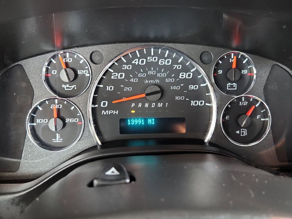 Used 2024 GMC Savana 2500 w/ Driver Convenience Package image 27