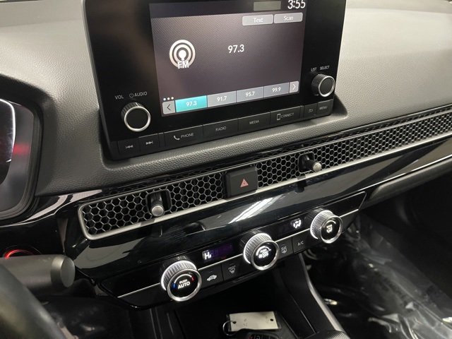 Used 2023 Honda Civic Sport image 28