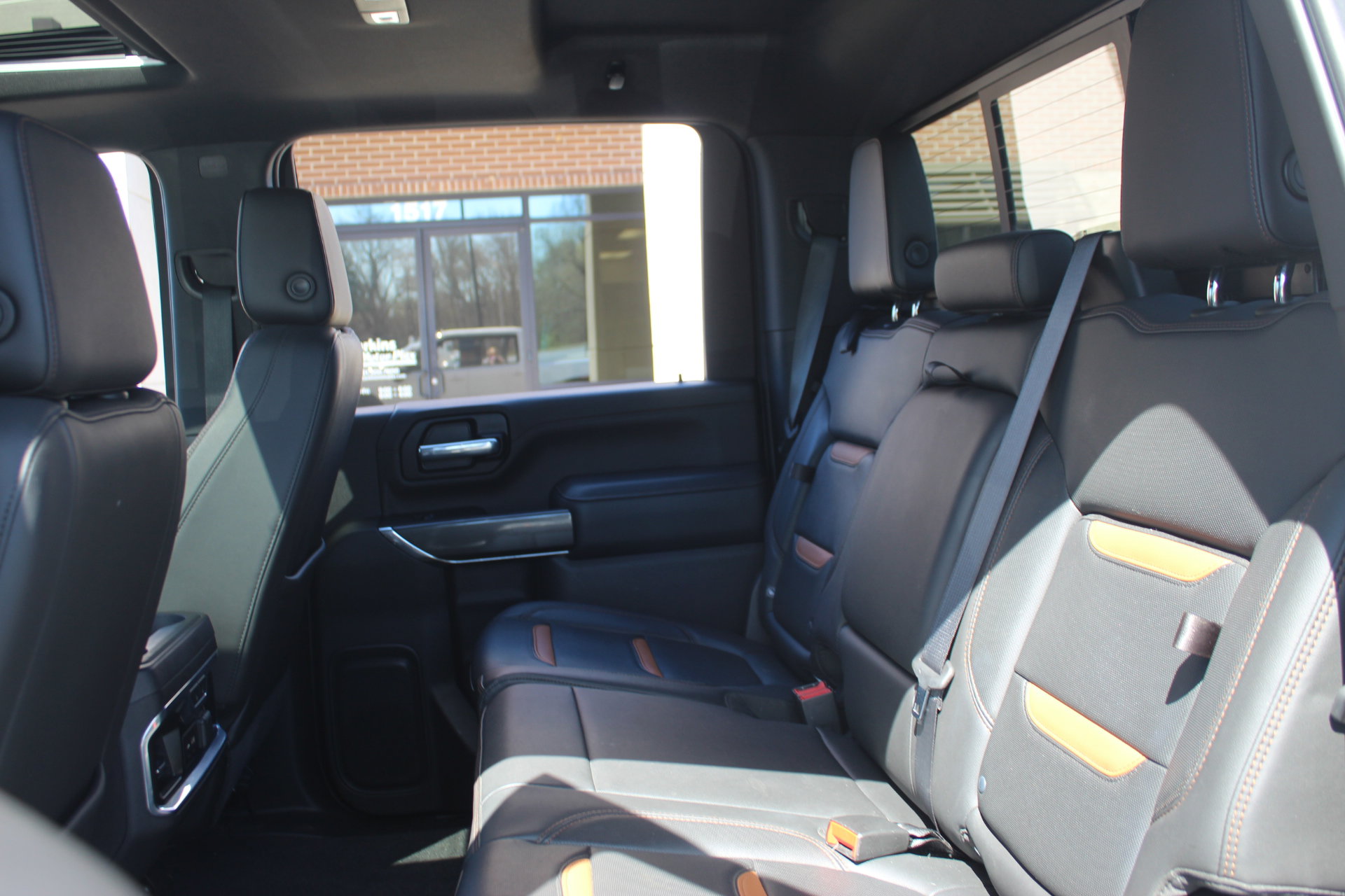 Used 2020 GMC Sierra 2500 AT4 w/ AT4 Premium Package image 32