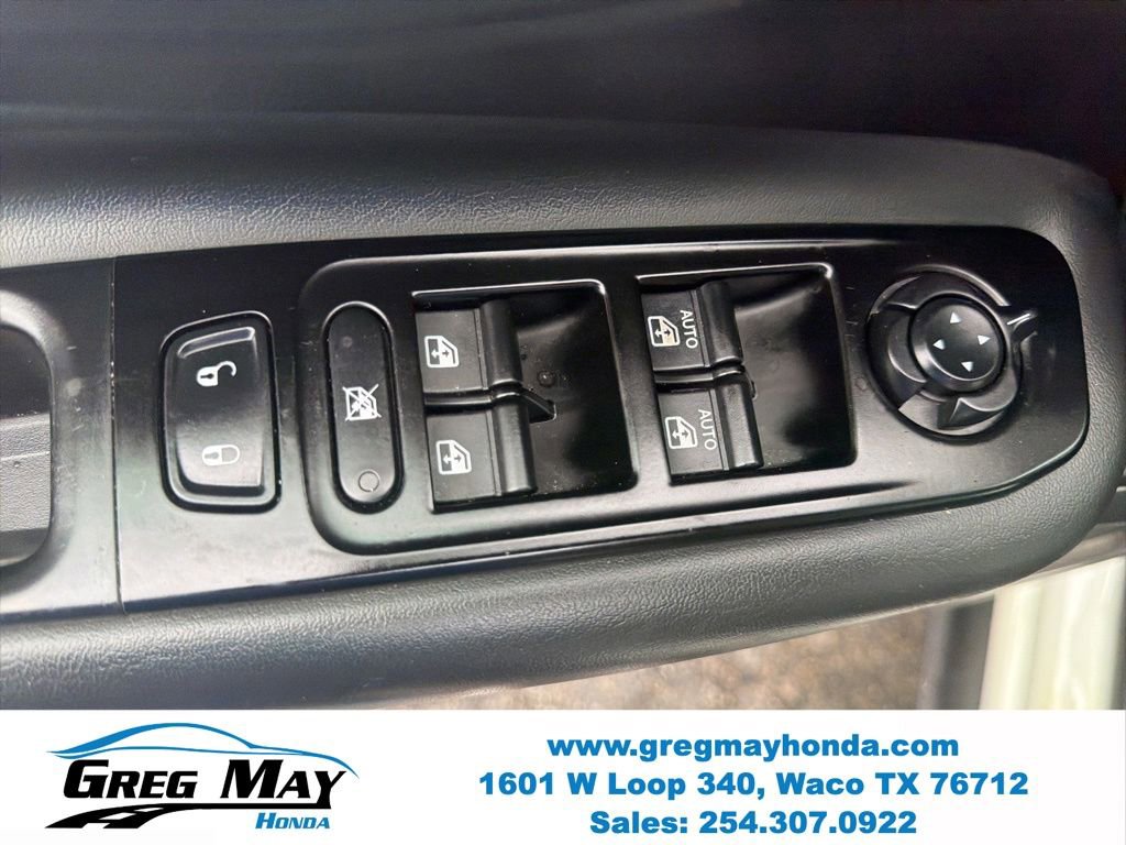 Used 2020 Jeep Renegade Limited w/ UConnect 8.4 Nav Group AWD/4WD image 20