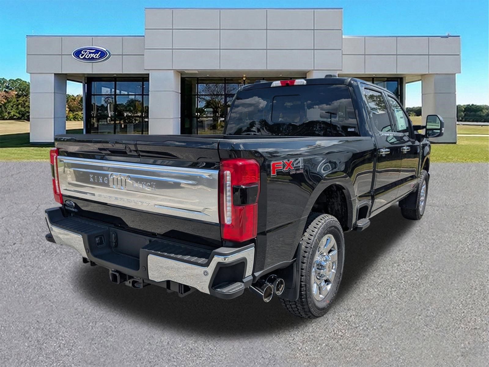 New 2025 Ford F350 King Ranch w/ Chrome Package image 4