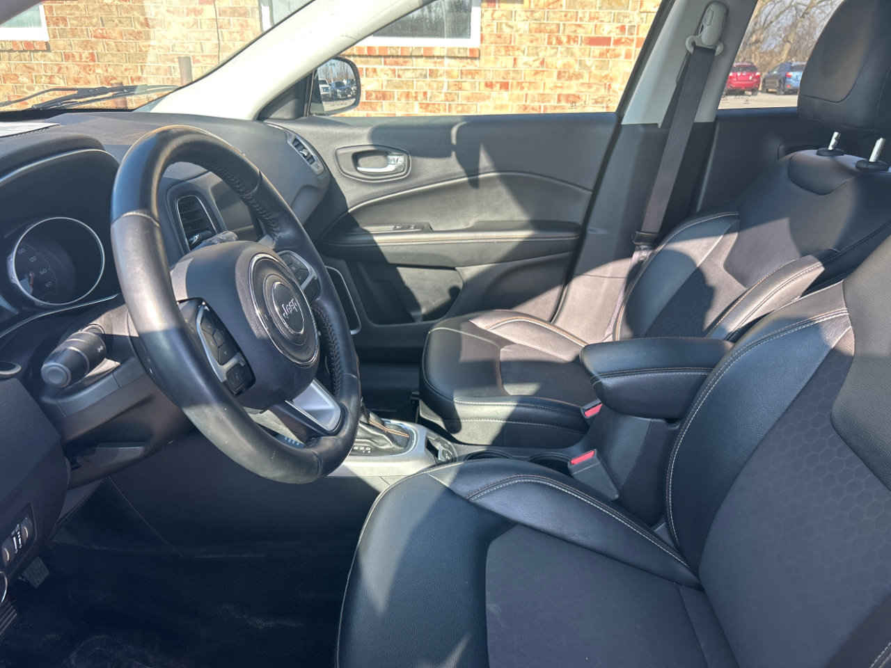 Used 2017 Jeep Compass Latitude w/ Popular Equipment Group image 20