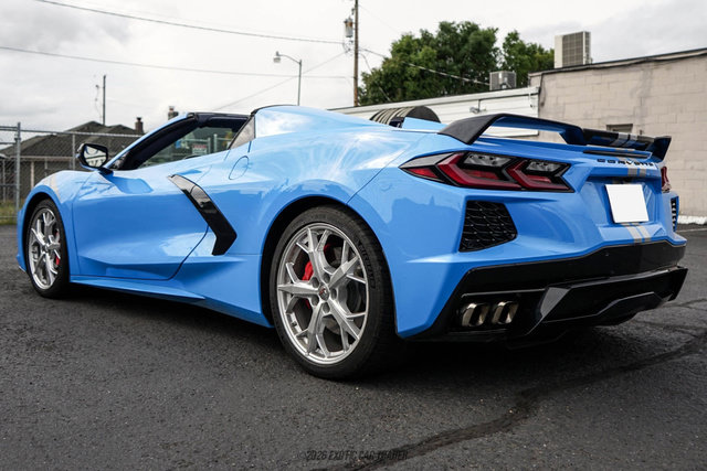 Used 2021 Chevrolet Corvette Stingray Premium Conv w/ Z51 Performance Package RWD image 6