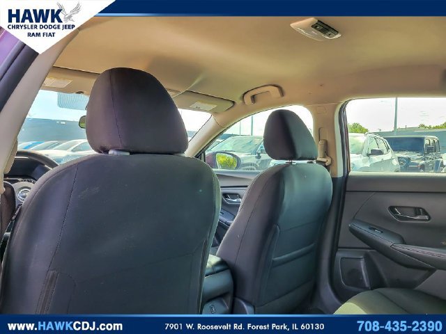 Used 2025 Nissan Sentra SV FWD image 8