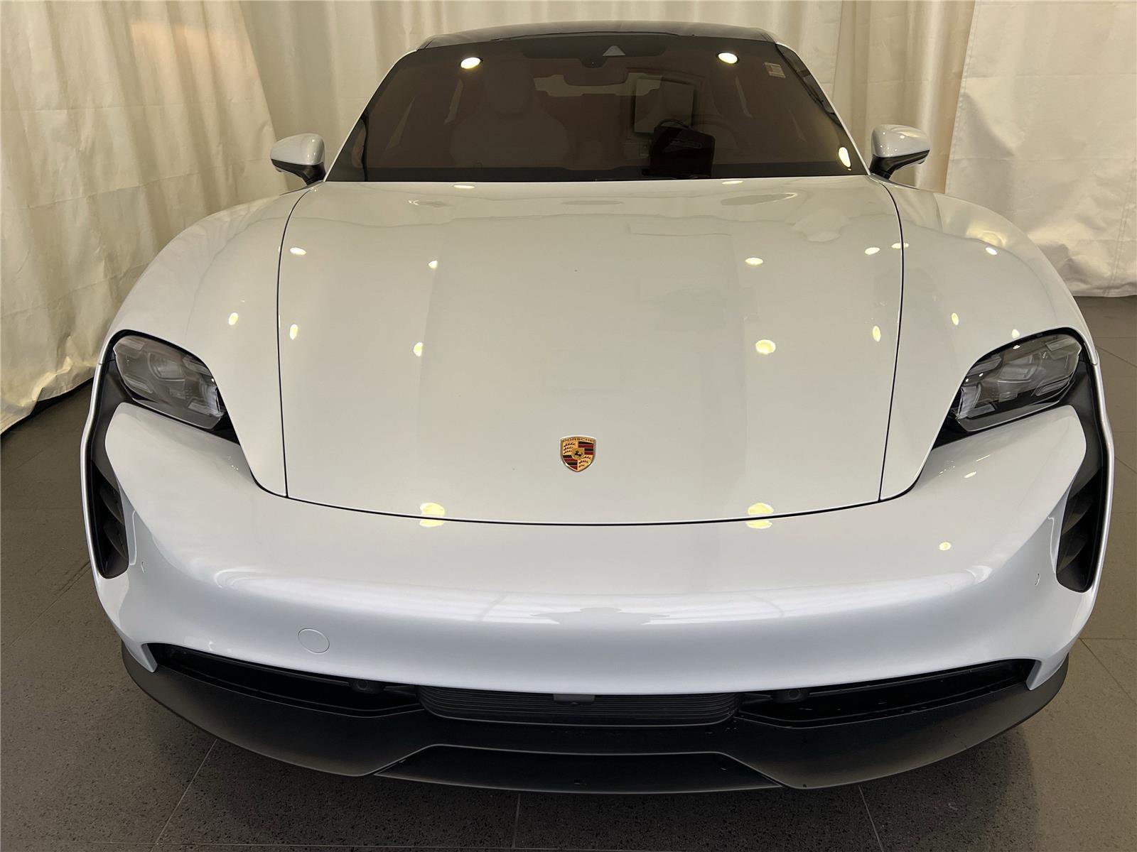 Certified 2023 Porsche Taycan GTS image 6