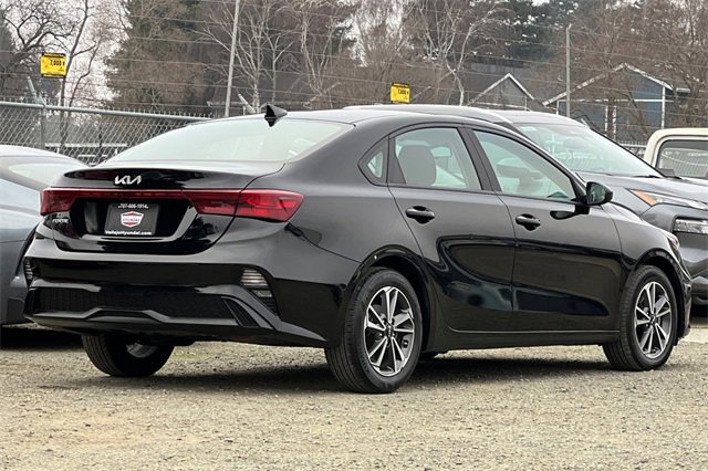 Used 2023 Kia Forte LXS image 5