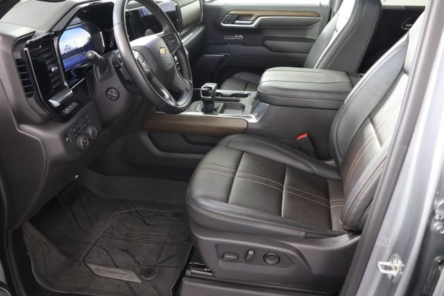 Used 2024 Chevrolet Silverado 1500 High Country w/ High Country Premium Package image 20
