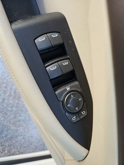 Used 2018 Buick LaCrosse Preferred image 34