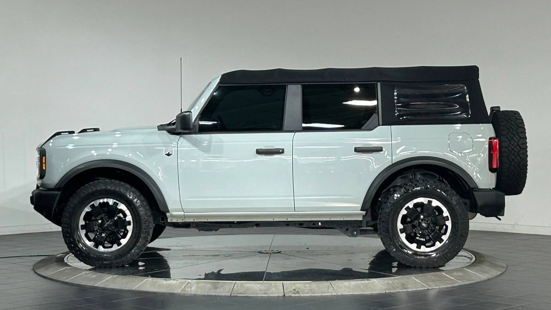 Used 2021 Ford Bronco Big Bend AWD/4WD image 6