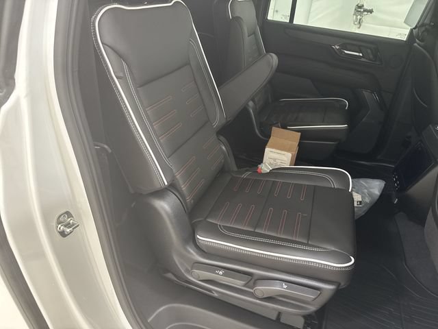 New 2026 GMC Yukon XL AT4 Ultimate AWD/4WD image 27