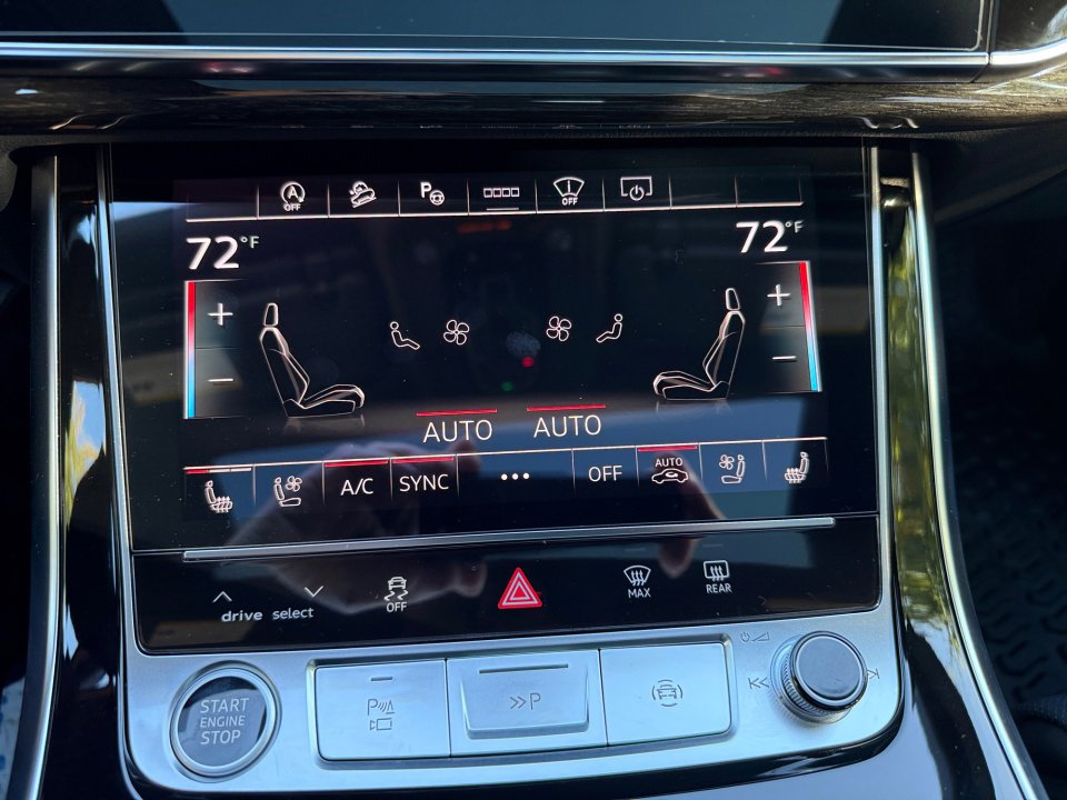 Used 2025 Audi Q7 3.0T Prestige image 18