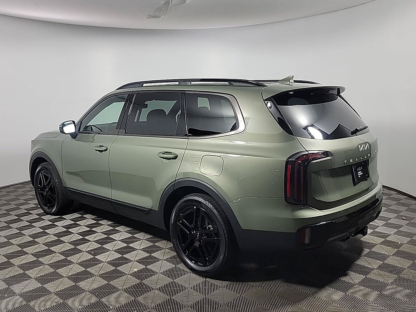 Certified 2024 Kia Telluride SX Prestige X-Line AWD/4WD image 10